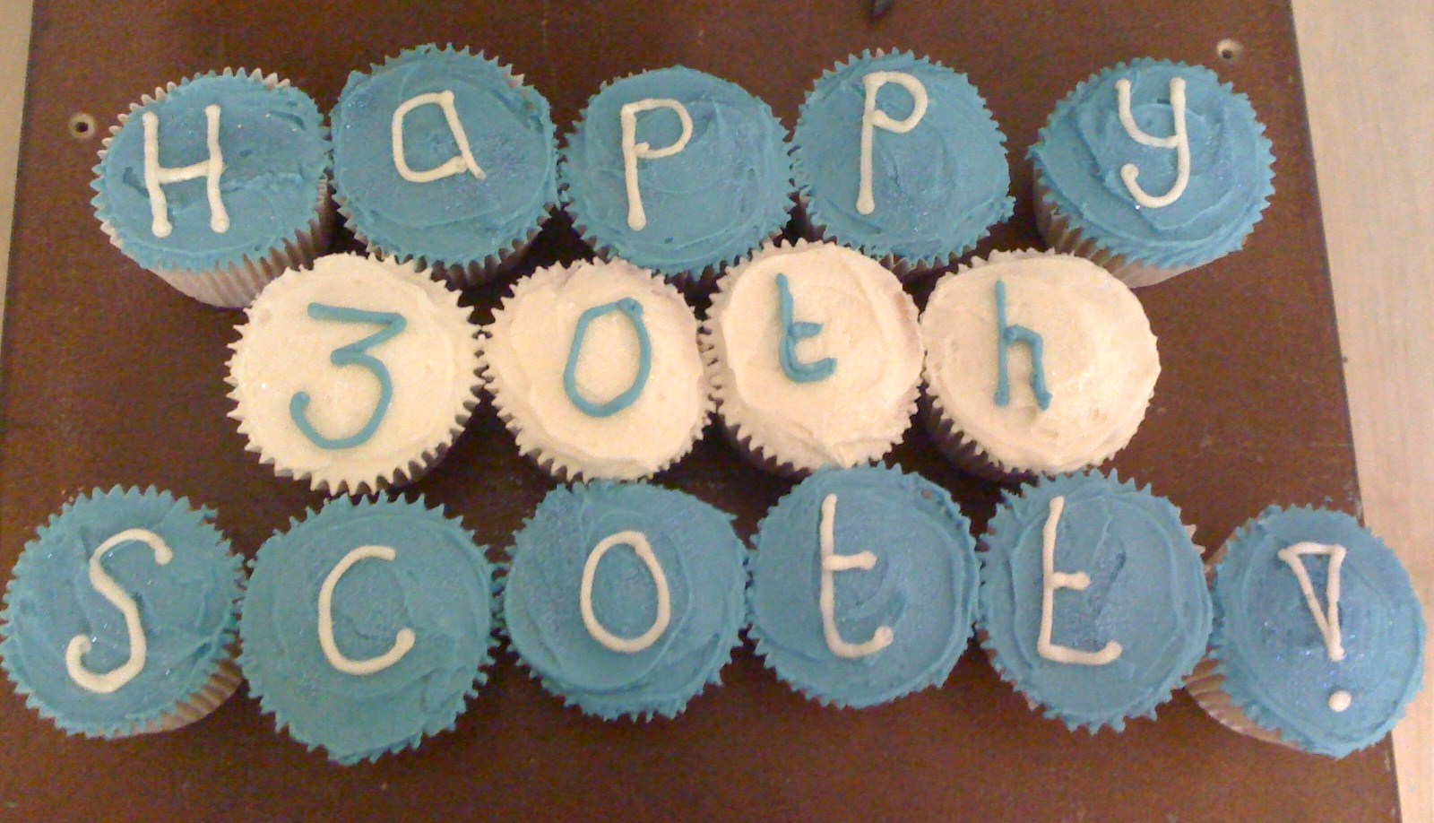 with fondant with emerald cupcakes fondant wedding vintage london cupcakes decorations purple cupcakes with fondant with emerald cupcakes fondant wedding vintage london cupcakes decorations purple cupcakes