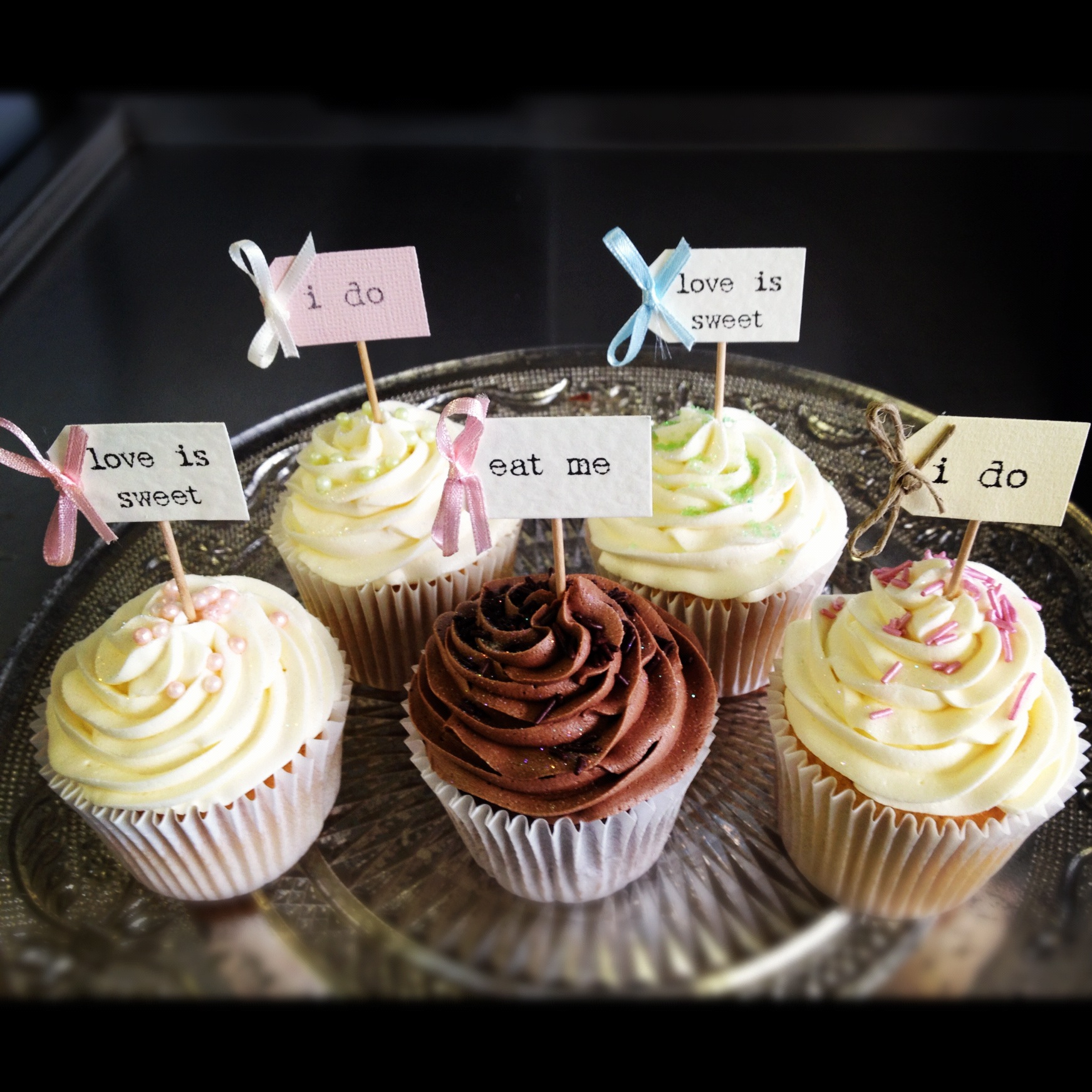 london vintage wedding with flags cupcakes cupcakes ruffle flags wedding pink  cupcakes wedding with